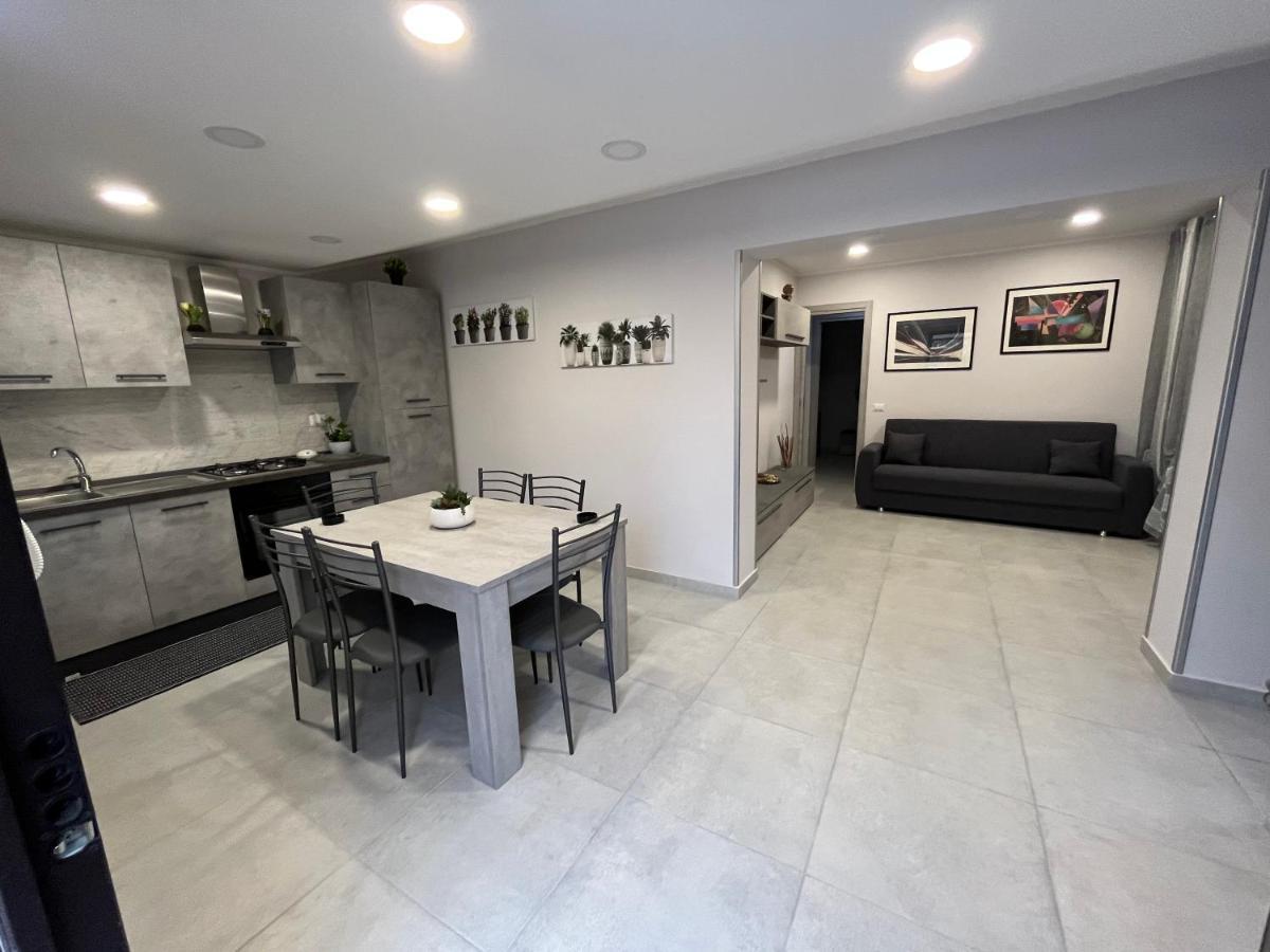Baciati Dal Sole Apartment Catania Exterior photo